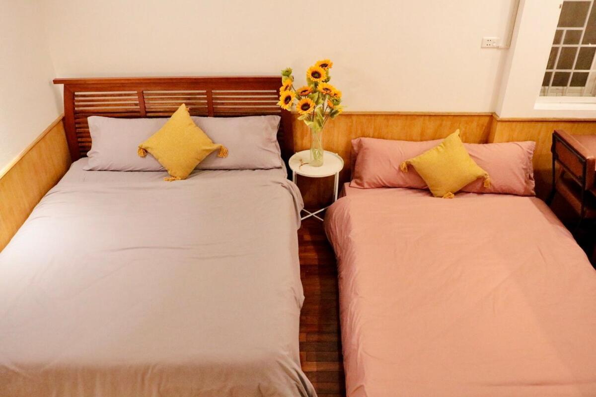 Heart Of Hoan Kiem Rare 4br Large Cozy Private House Center Max 17pax Free Laundry Hà Nội