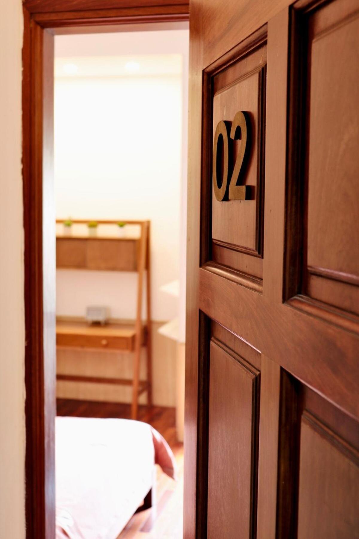 Nhà nghỉ Heart Of Hoan Kiem Rare 4br Large Cozy Private House Center Max 17pax Free Laundry