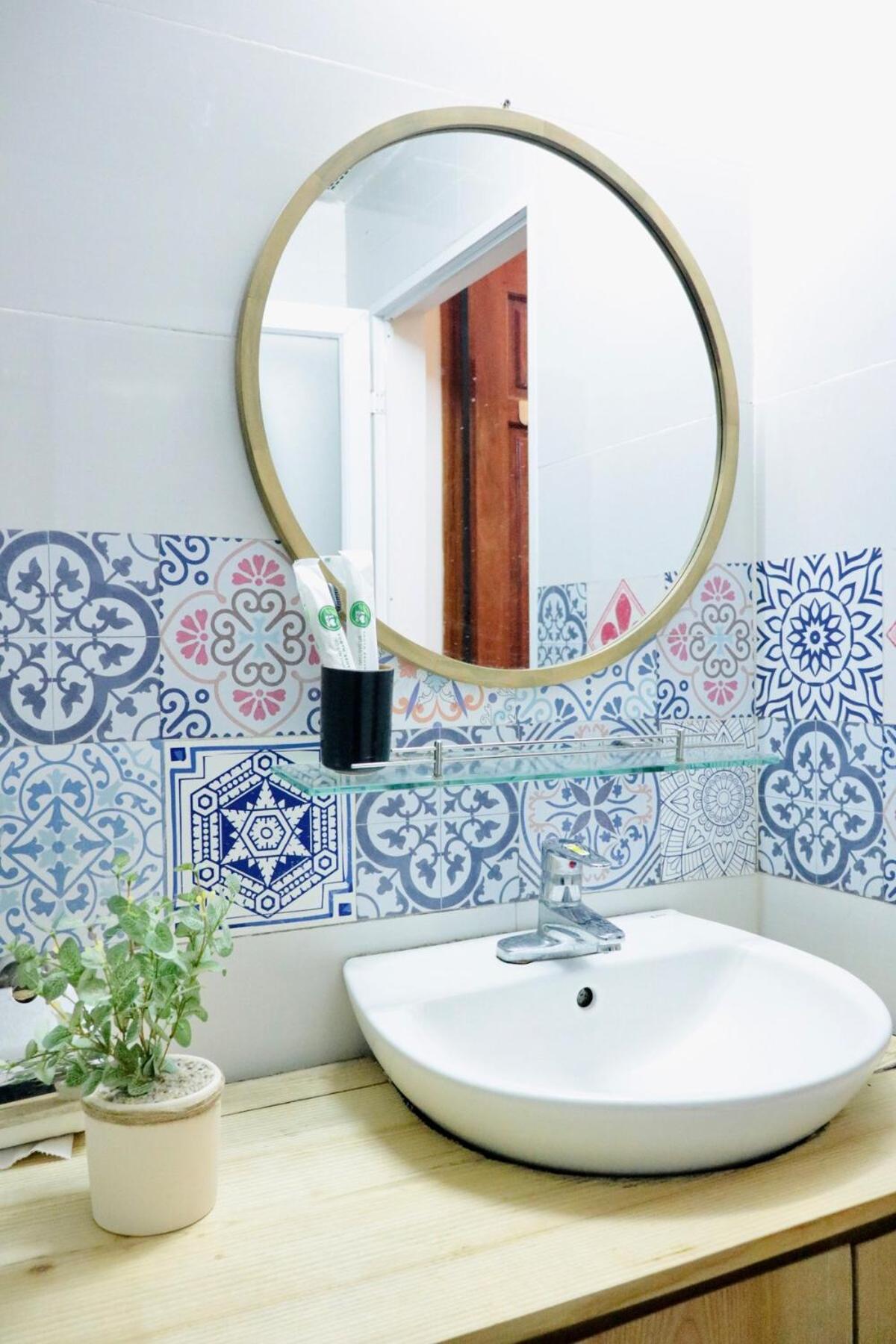 Heart Of Hoan Kiem Rare 4br Large Cozy Private House Center Max 17pax Free Laundry Hà Nội