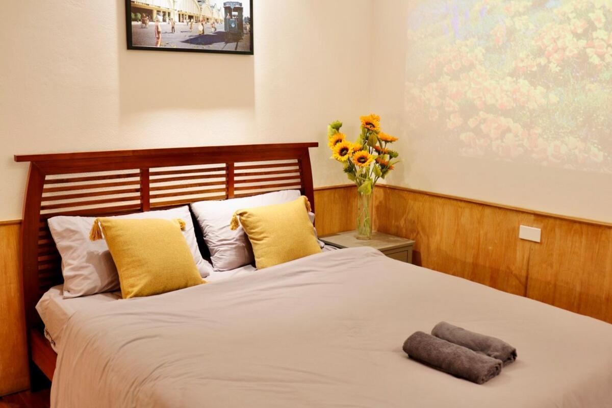 Heart Of Hoan Kiem Rare 4br Large Cozy Private House Center Max 17pax Free Laundry