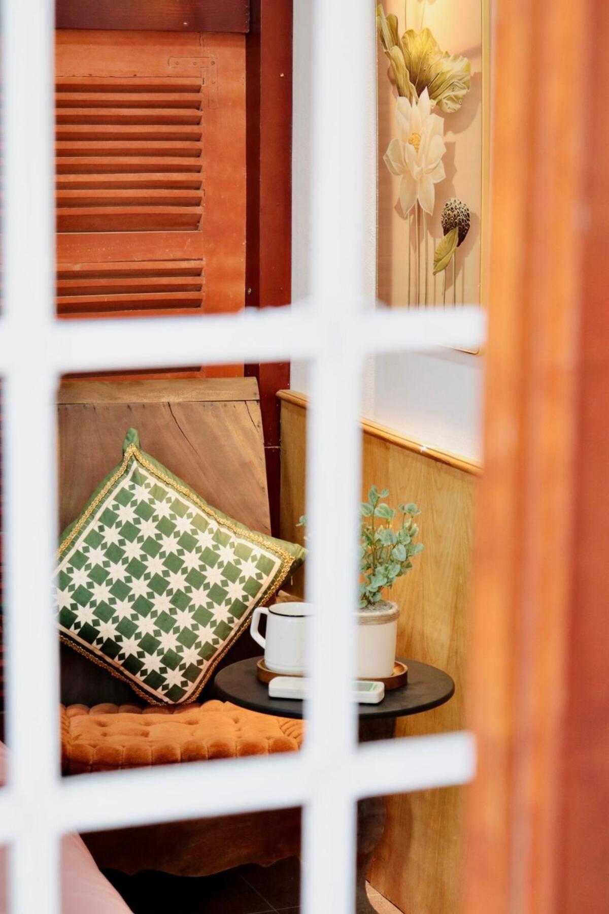 Nhà nghỉ Heart Of Hoan Kiem Rare 4br Large Cozy Private House Center Max 17pax Free Laundry